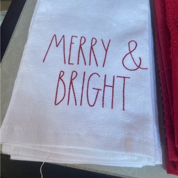 Rae Dunn red white Christmas Kitchen Towels NWT - Picture 5 of 12